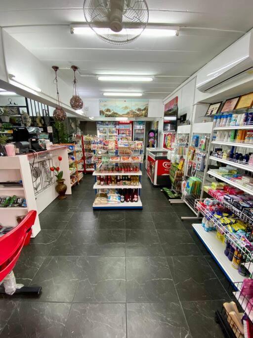 Ratanawong Place 807 Банкок Екстериор снимка